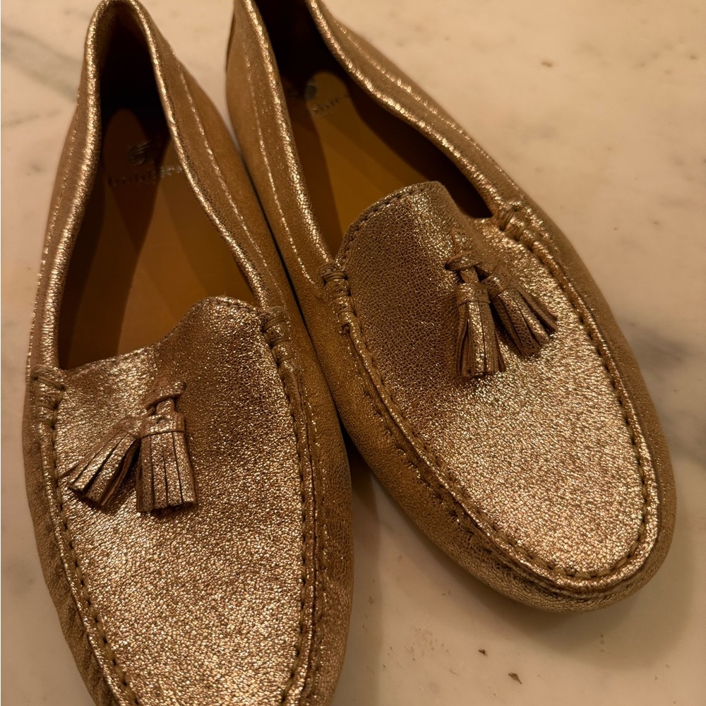 Bobbie's Gold Tassel Loafers NWOT
